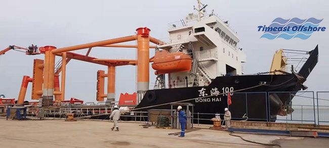 冀東油田（tián）（新建導管架和海上簡易生產平台的安裝）項目進展順利