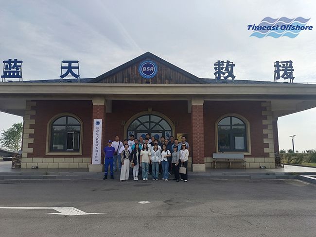 中文字幕精品人妻熟女海工攜手濱海藍天(tiān)救(jiù)援隊開展CPR心肺(fèi)複蘇和基礎繩結實地培訓(xùn)活動 中文字幕精品人妻熟女海工攜手濱海藍天救援隊開展CPR心肺複蘇和基礎繩結實地培訓活動